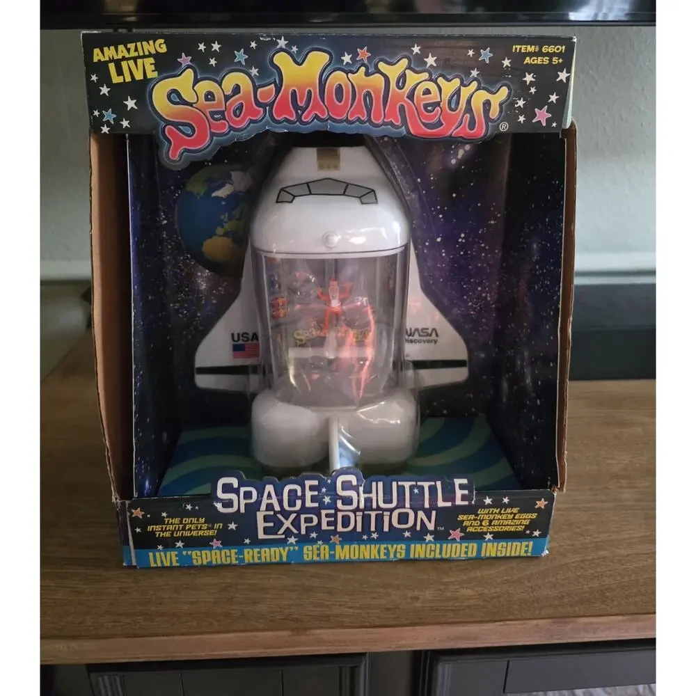 Vintage Amazing Live Sea Monkeys NASA Space Shuttle Tank Toy NIB 1997